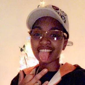 Meet your Posher, Alecia